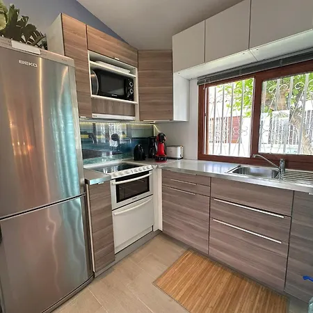 Parrot Cage - The Gay Willa Playa del Inglés